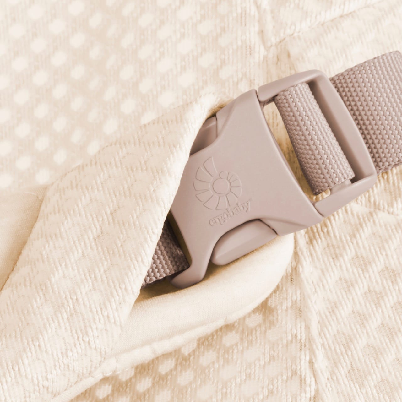 Ergobaby 3-in-1 Evolve Mesh Bouncer - Cream - EVLBNCCRMMSHNA