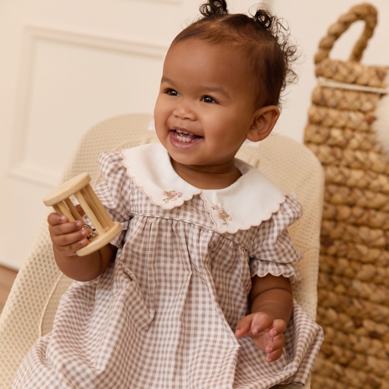 Ergobaby 3-in-1 Evolve Mesh Bouncer - Cream - EVLBNCCRMMSHNA
