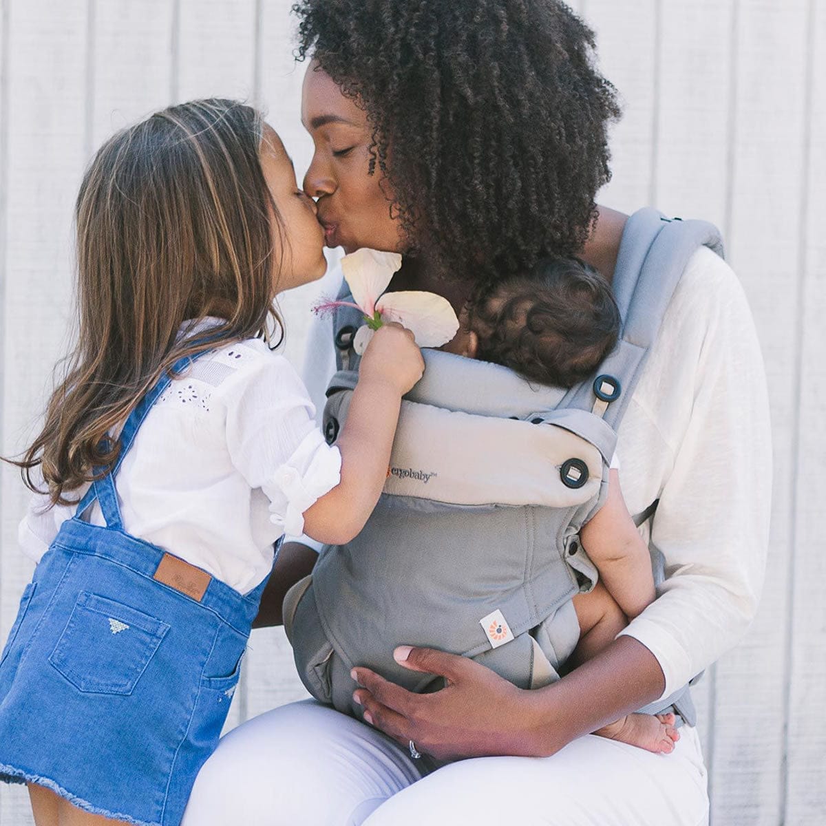 Ergobaby 360 Bundle of Joy Baby Carrier with Easy Snug Insert - Grey - BCII360AGRYV3