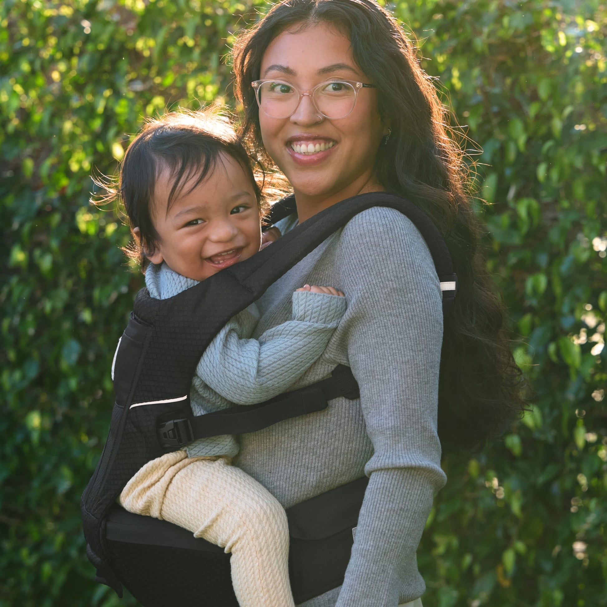 Ergobaby Alta Hip Seat Baby Carrier