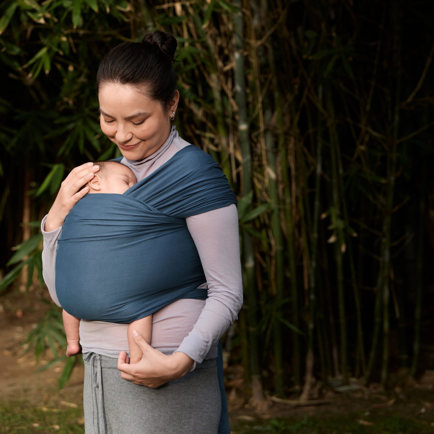 Ergobaby Aura Wrap, Sustainable Knit - Twilight Navy - WLASKTWINVY