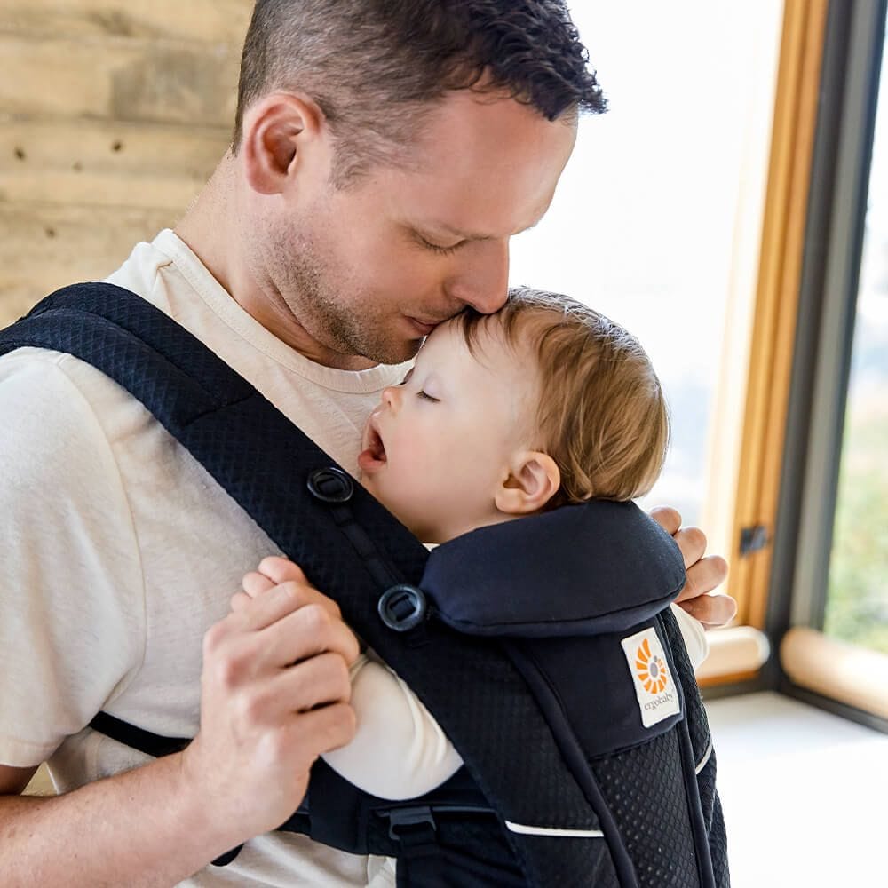 Ergobaby Omni Breeze Baby Carrier - Onyx Black - BCZ360PONYX