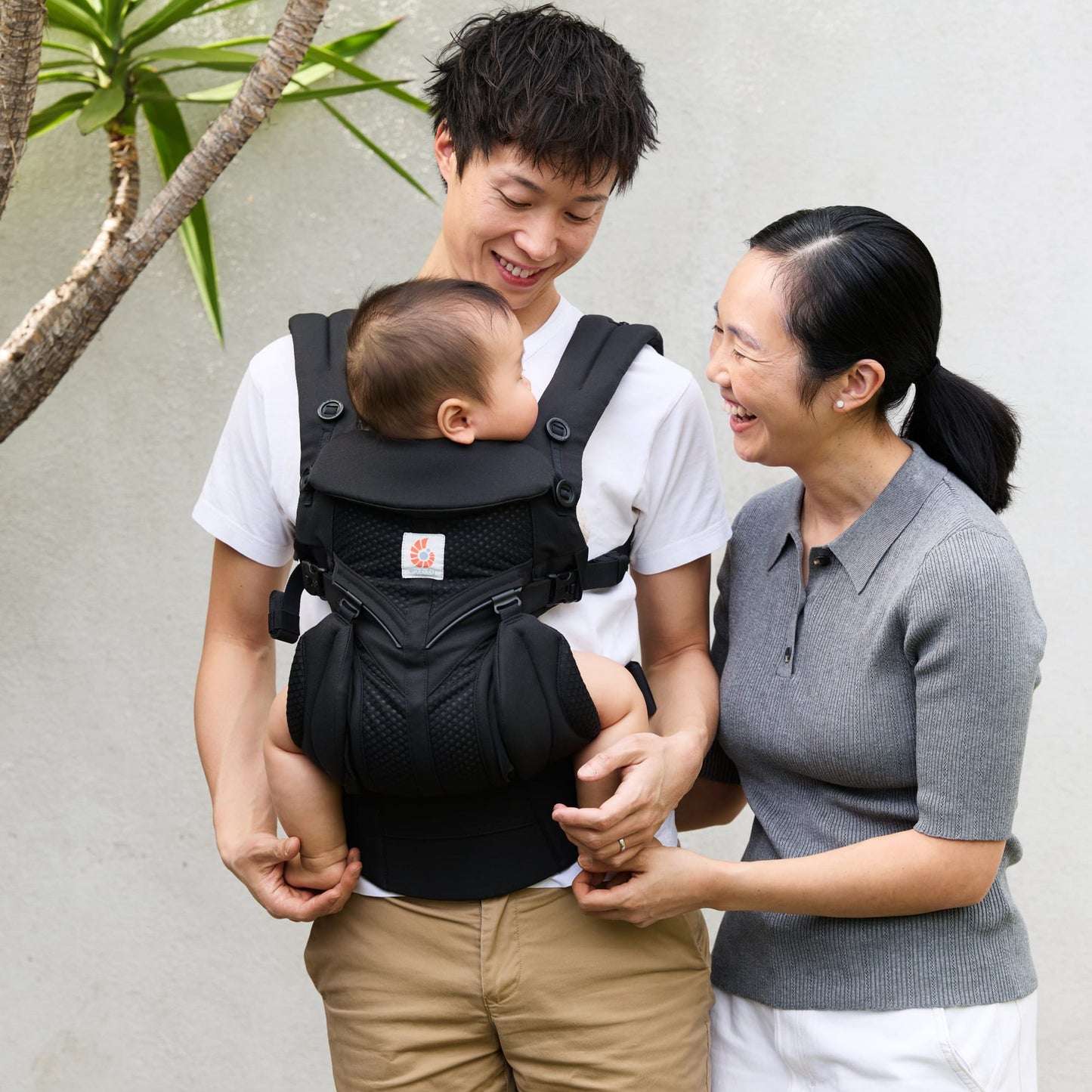 Ergobaby Omni Classic Cool Air Mesh Baby Carrier - Onyx Black - BCS360PONYX