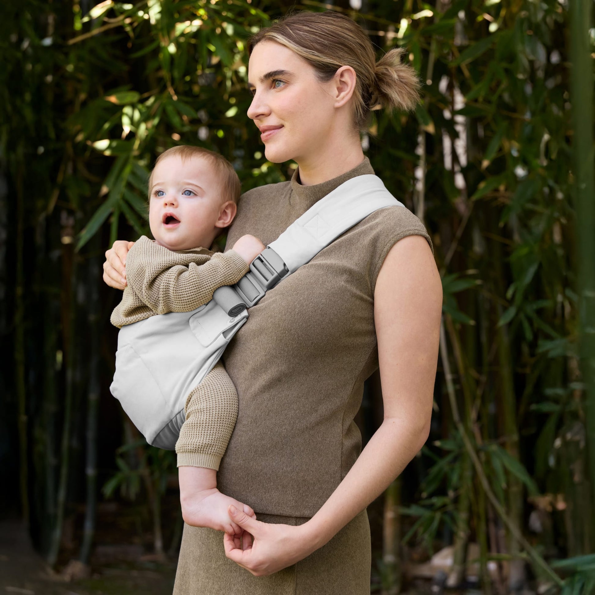 Ergobaby Upsie Toddler Sling Carrier - Pearl Grey - BCUPSLIGRY