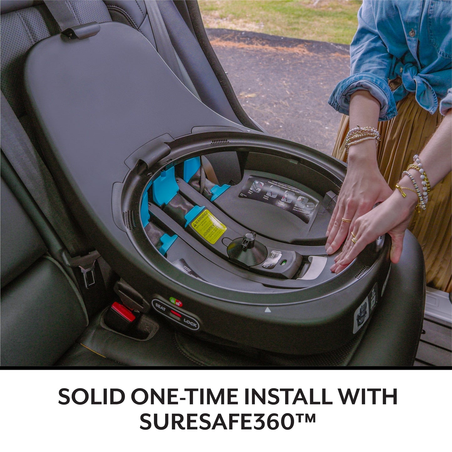 Evenflo GOLD SensorSafe Revolve 360 Slim 2-in-1 Rotational Convertible Car Seat with Green & Gentle Fabric - Peridot Green - 36812504