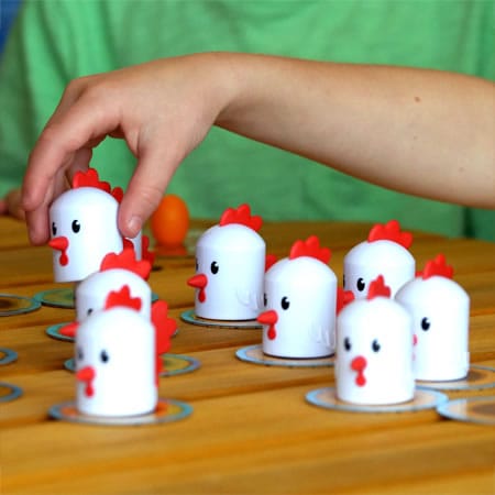 Fat Brain Toys Peek-a-Doodle Doo - FA093