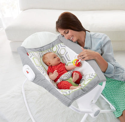 Fisher-Price Newborn Rock 'n Play Sleeper - Geo Meadow