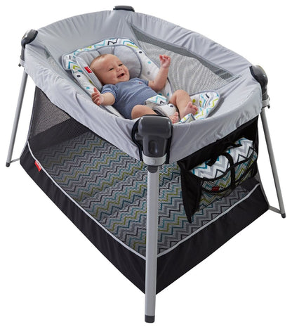 Fisher-Price Ultra-Lite Day & Night Play Yard - Chevron Fusion - CBV60