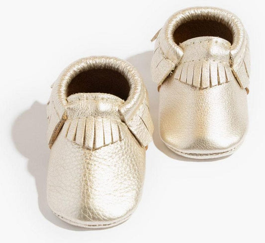 Freshly Picked Classic Moccasins, Size 1 - Platinum - SSMOPLATN-1