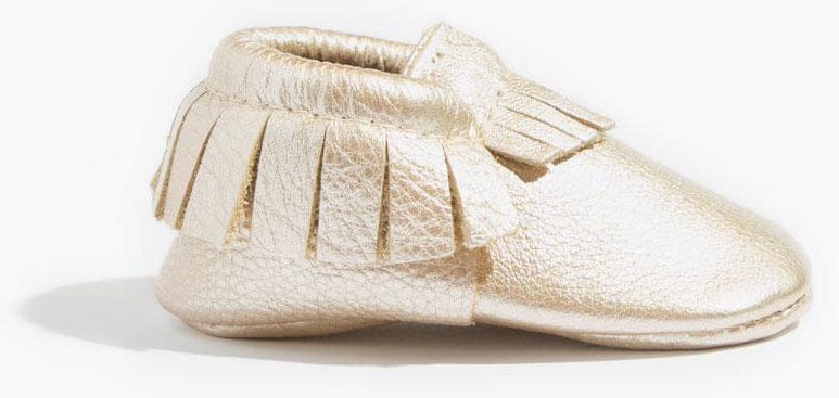 Freshly Picked Classic Moccasins, Size 2 - Platinum - SSMOPLATN-2