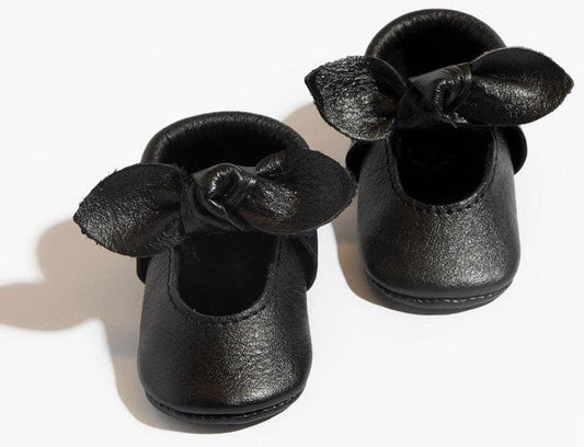Freshly Picked Knotted Bow Moccasins, Size 1 - Ebony