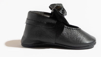 Freshly Picked Knotted Bow Moccasins, Size 2 - Ebony - SSKBEBONYY02