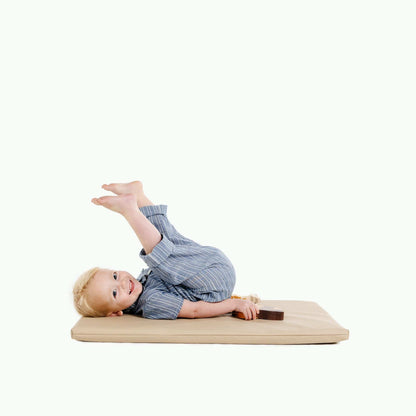 Gathre Padded Changing Mat - GPADMICPLUMIL