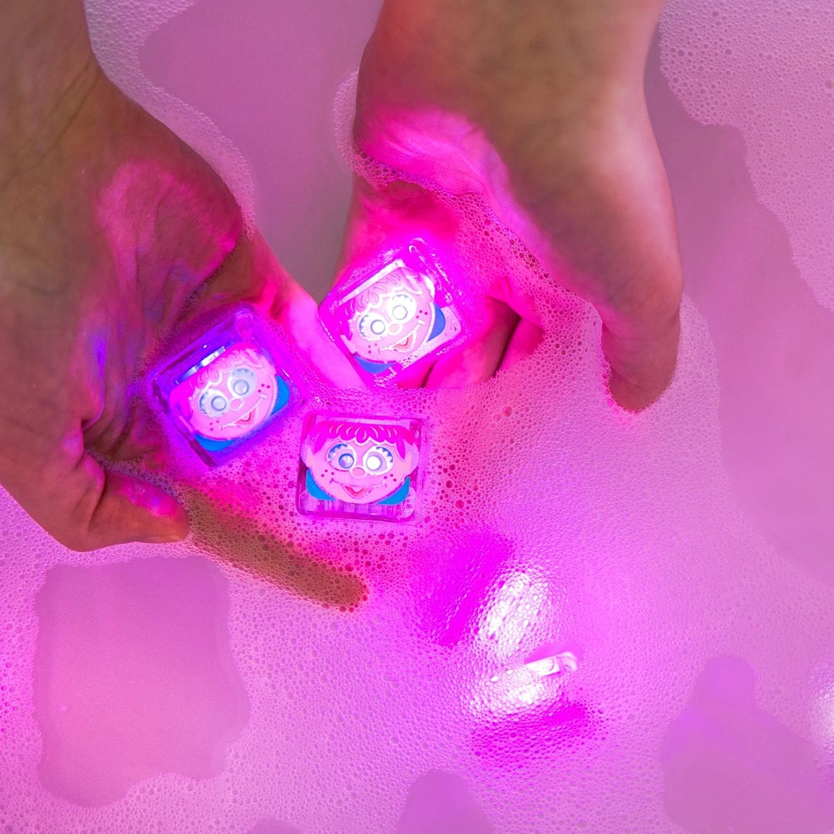 Glo Pals Light Up Cube Bath Toys - Abby Cadabby - gp-fin-4pk-abby