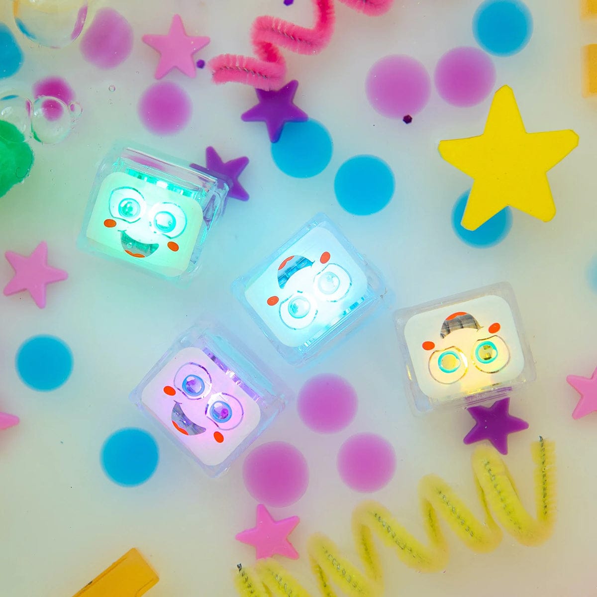 Glo Pals Light Up Cube Bath Toys - Party Pal - gp4pkppal