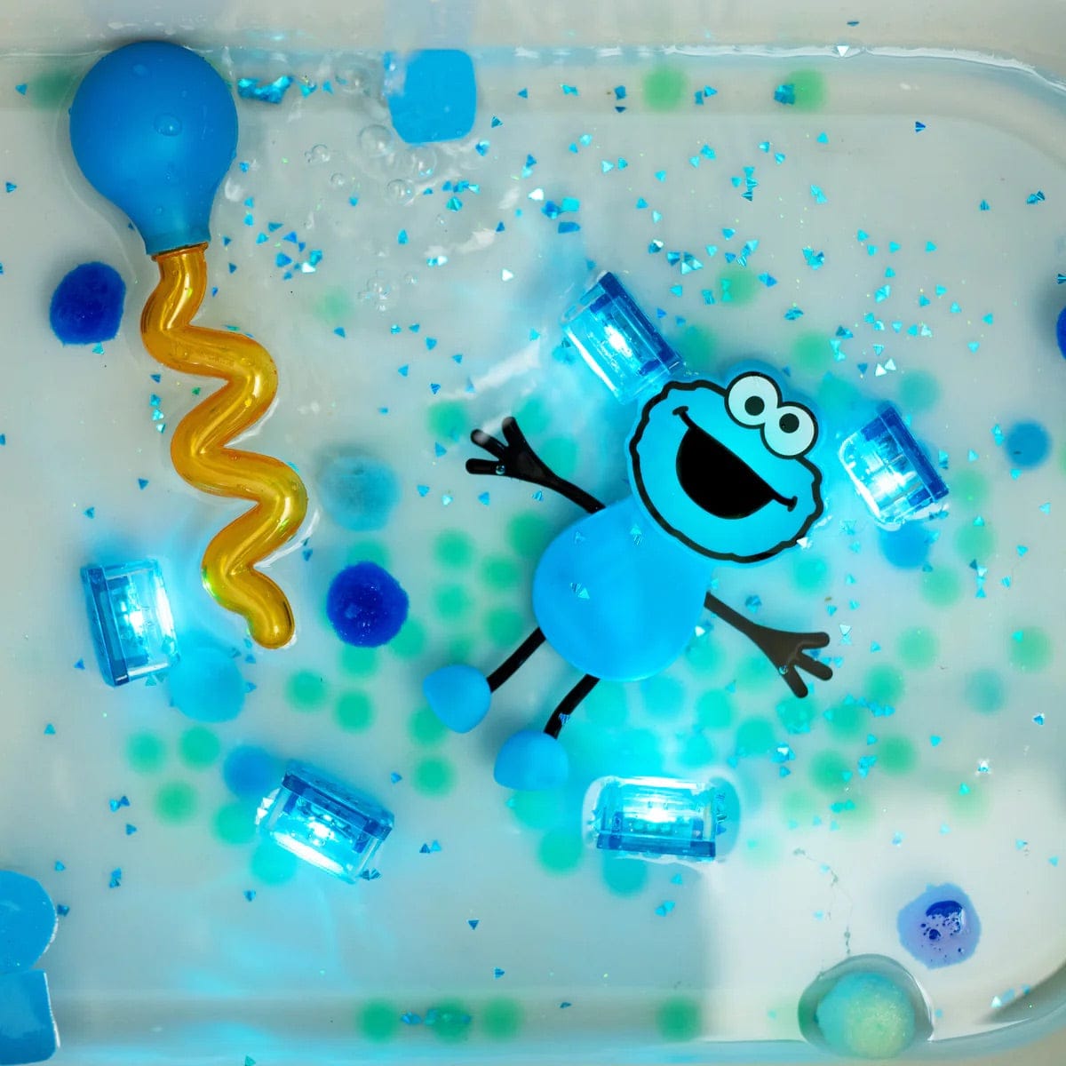 Glo Pals Light Up Sensory Bath Toy - Cookie Monster - gp-fin-char-cookie