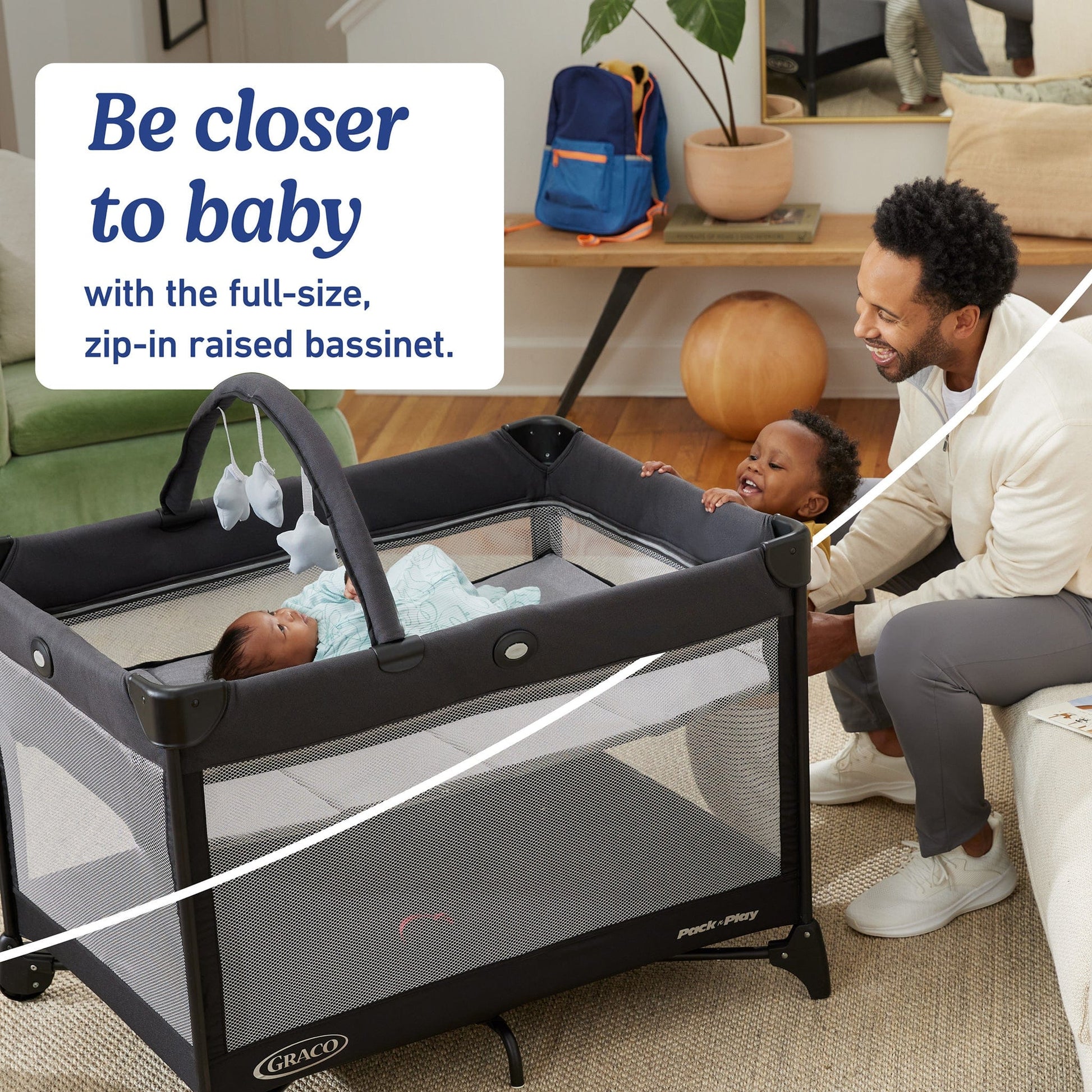 Graco Pack 'n Play On The Go Zip Playard - Lilac Mod - 2220341
