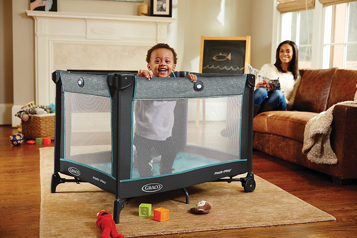 Graco Pack 'n Play Playard Simple Solutions - Darcie