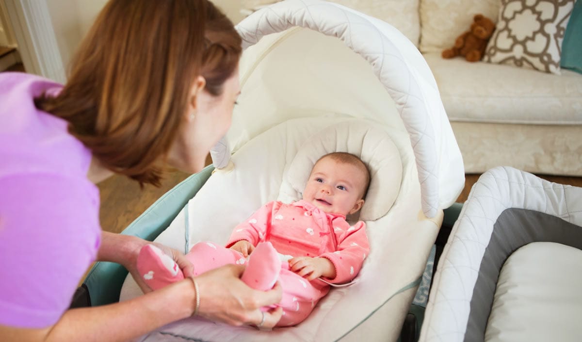 Graco Pack 'n Play Playard Snuggle Suite LX - Pierce