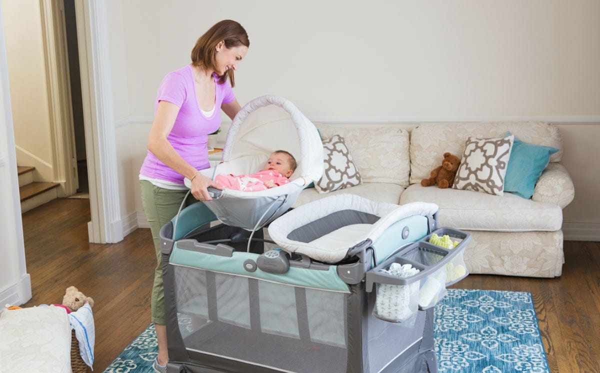 Graco Pack 'n Play Playard Snuggle Suite LX - Pierce