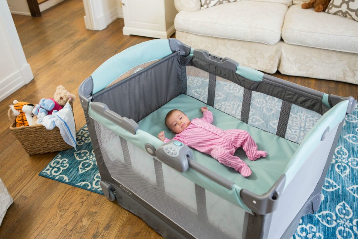 Graco Pack 'n Play Playard Snuggle Suite LX - Pierce