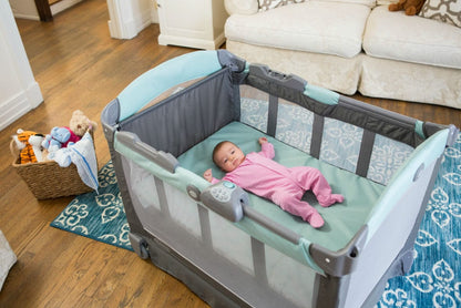 Graco Pack 'n Play Playard Snuggle Suite LX - Pierce