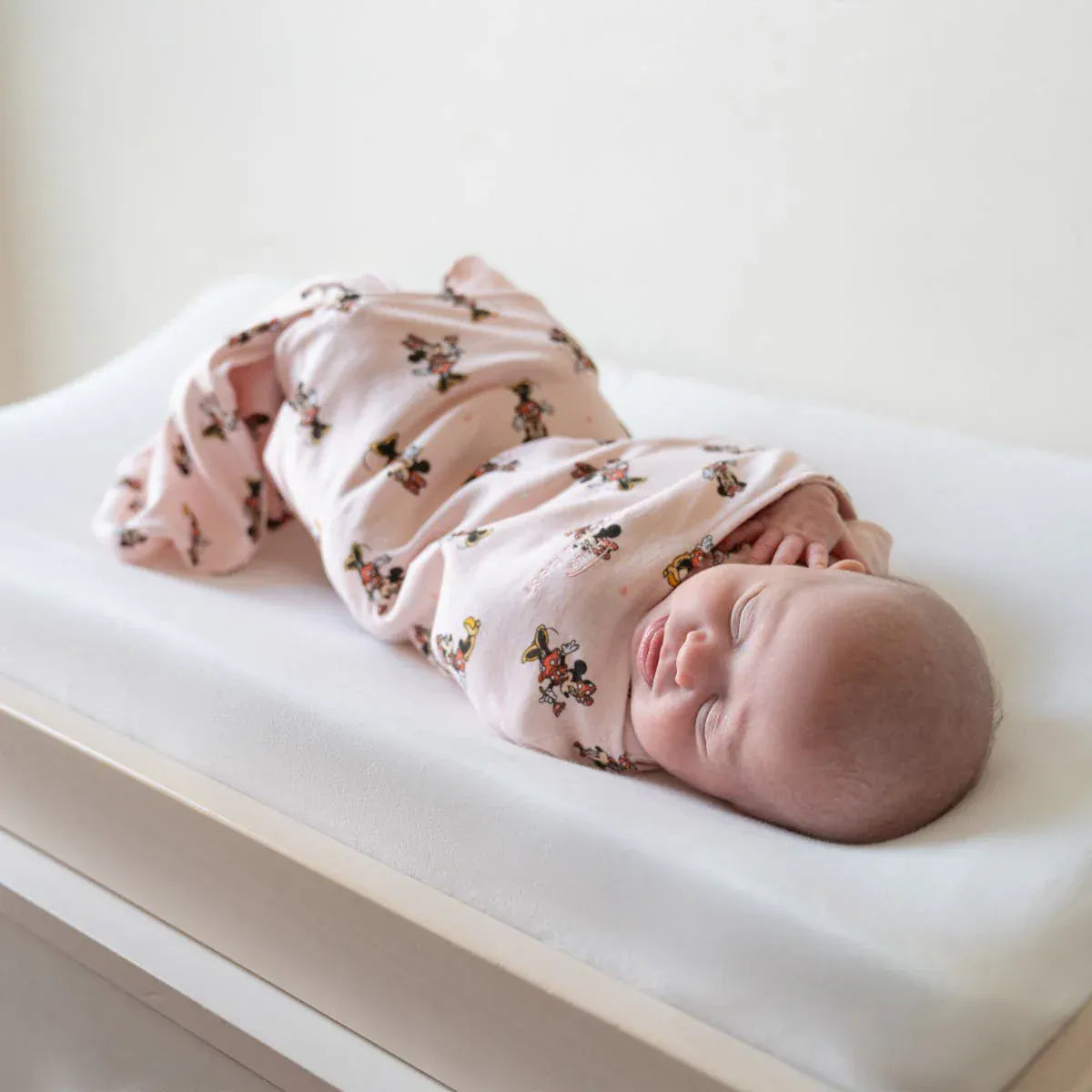 Halo 100% Cotton Swaddle TOG 1.5 - Disney™ Minnie Fun (Newborn) - 4968DI