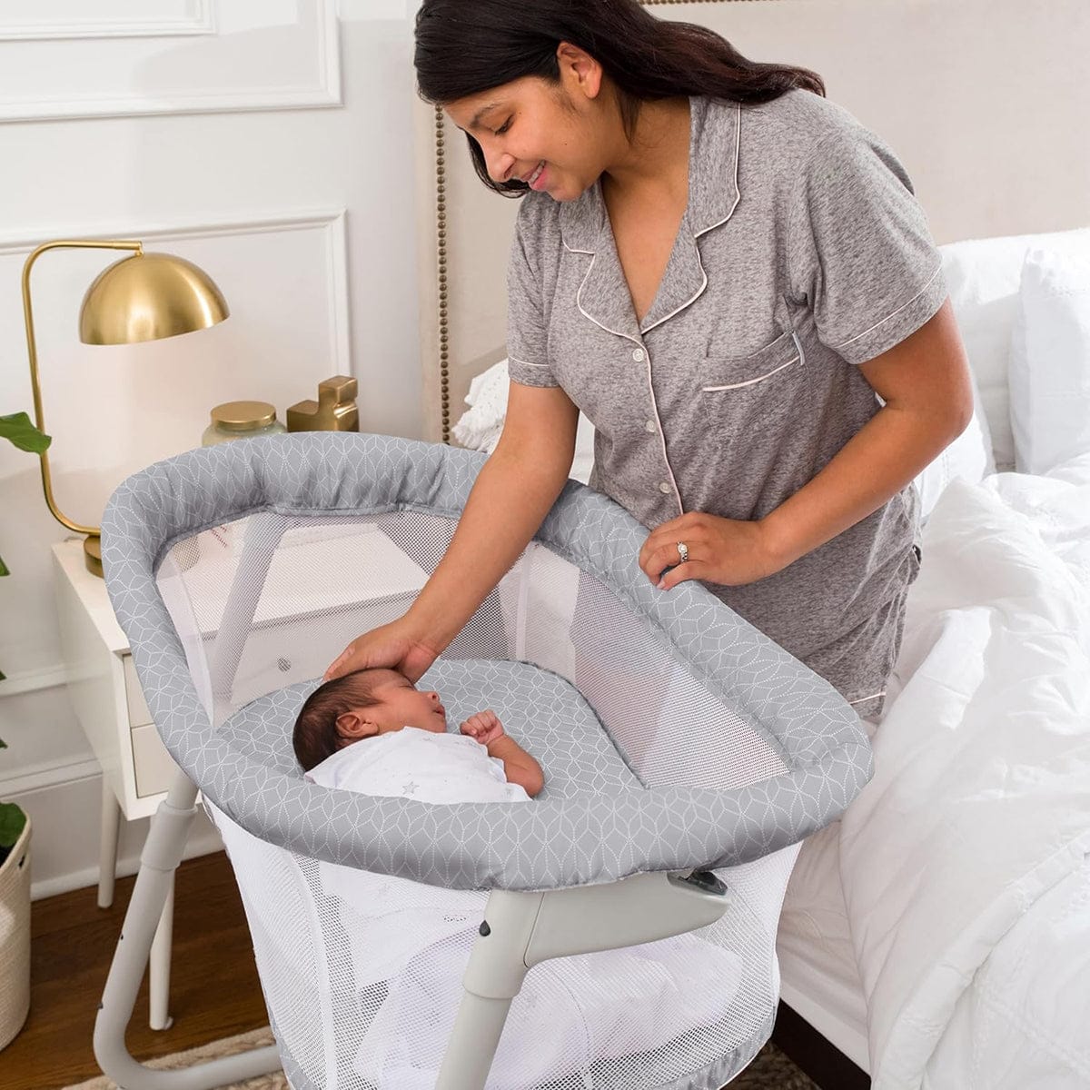 HALO Bassinest Flex Sleeper Portable Bassinet - Morning Mist - 5011-HALO