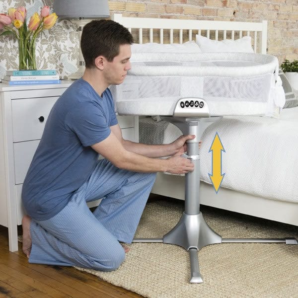 Halo Bassinest Swivel Sleeper - Damask - 4000