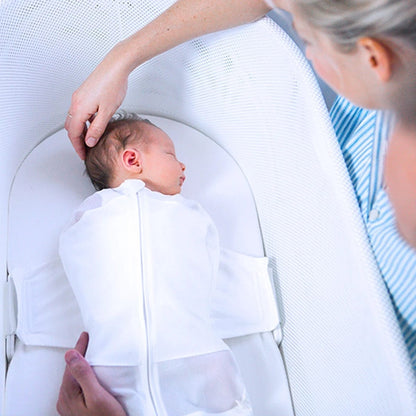 Happiest Baby Snoo Sleep Sack, Medium - White (12-18 lbs) - 5221SNSS101-W