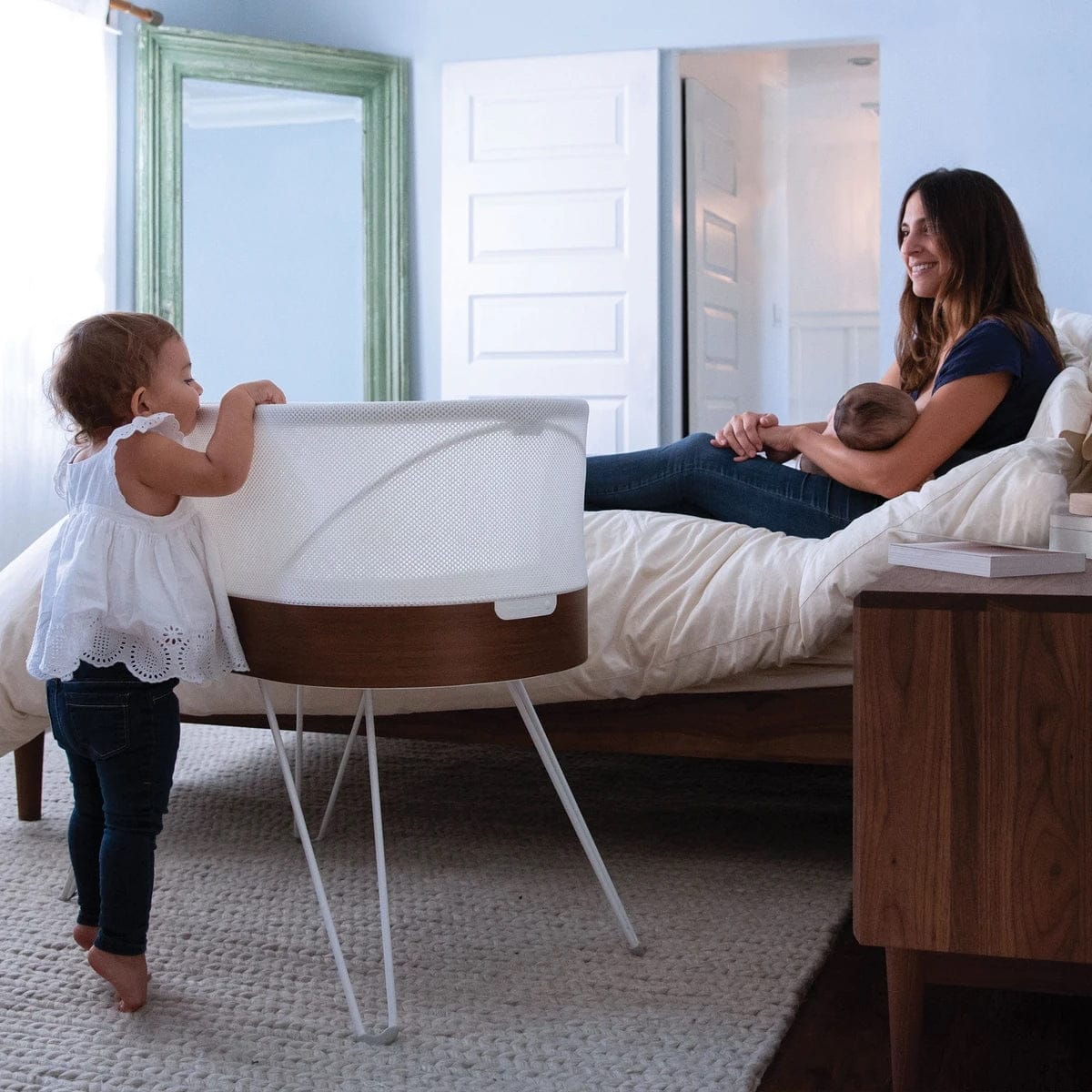 Happiest Baby SNOO Smart Sleeper Bassinet - 4767SNXX100-W