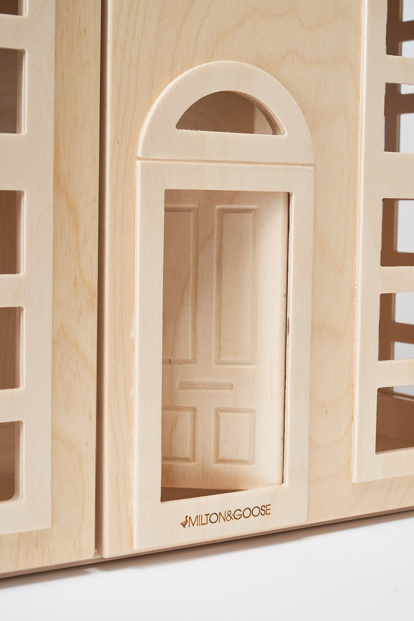 Hudson Dollhouse -