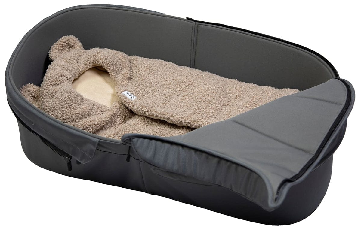 7 A.M. Enfant Nido Bebe Teddy Infant Wrap - Oatmeal Teddy (0-6m)