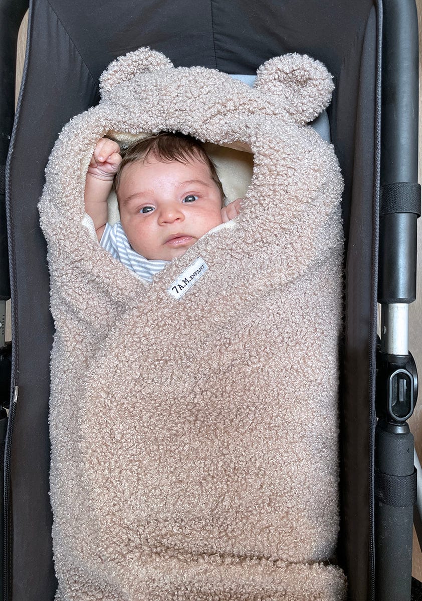 7 A.M. Enfant Nido Bebe Teddy Infant Wrap - Oatmeal Teddy (0-6m)