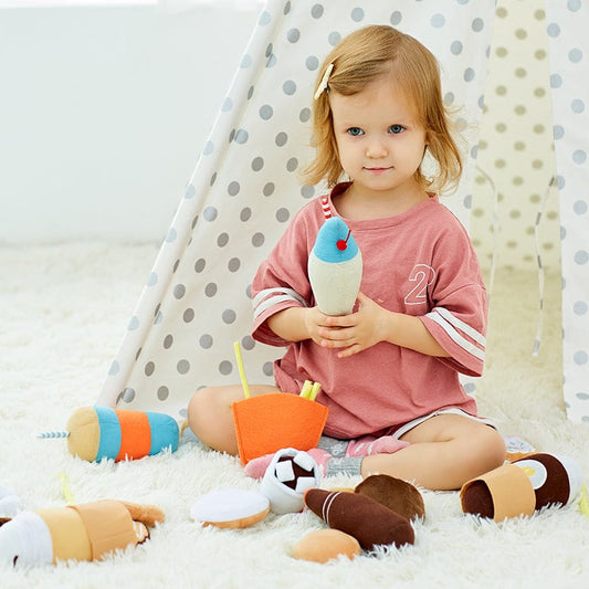 Wonder & Wise Big Burger Play Food Set - 1012600120