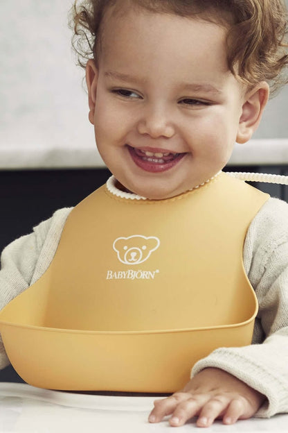 BabyBjorn Feeding Bib Set (Baby Bib + Small Baby Bib) - Powder Yellow - 046766US
