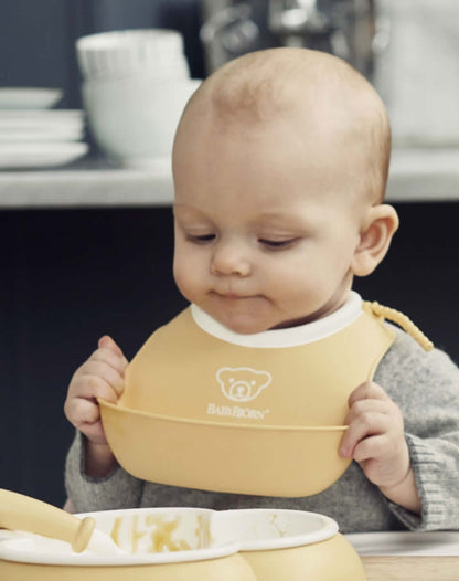BabyBjorn Feeding Bib Set (Baby Bib + Small Baby Bib) - Powder Yellow - 046766US