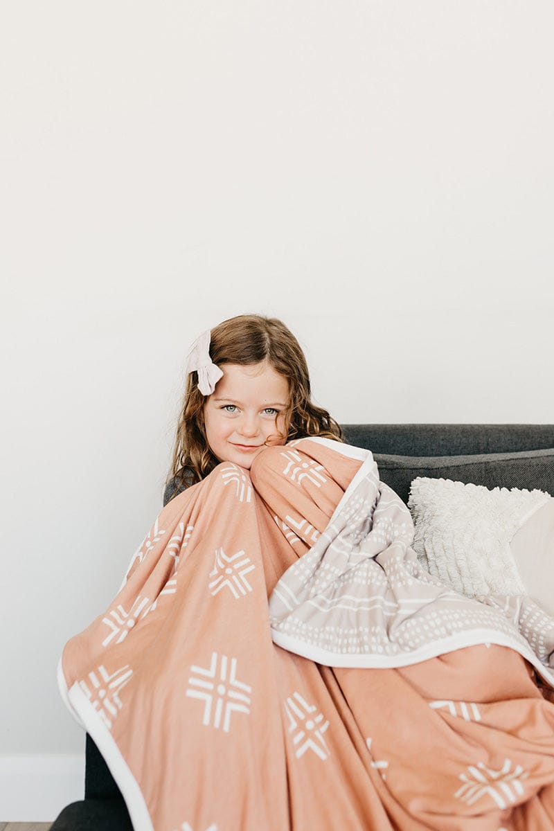 Copper Pearl 3-Layer Stretchy Quilt - Mesa