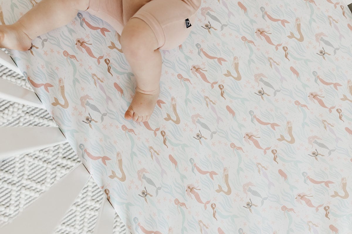 Copper Pearl Premium Fitted Crib Sheet - Coral - X002UOMTQX