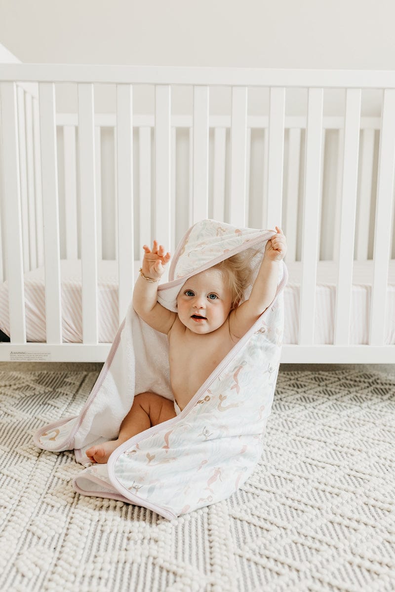 Copper Pearl Premium Hooded Towel - Coral - X002WV5NJT