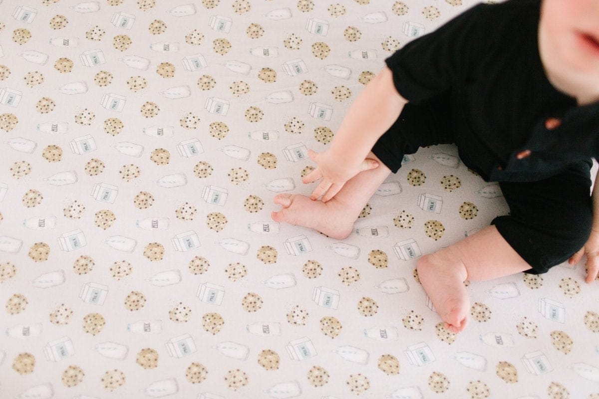 Copper Pearl Premium Fitted Crib Sheet - Chip - X001Z6GMNX