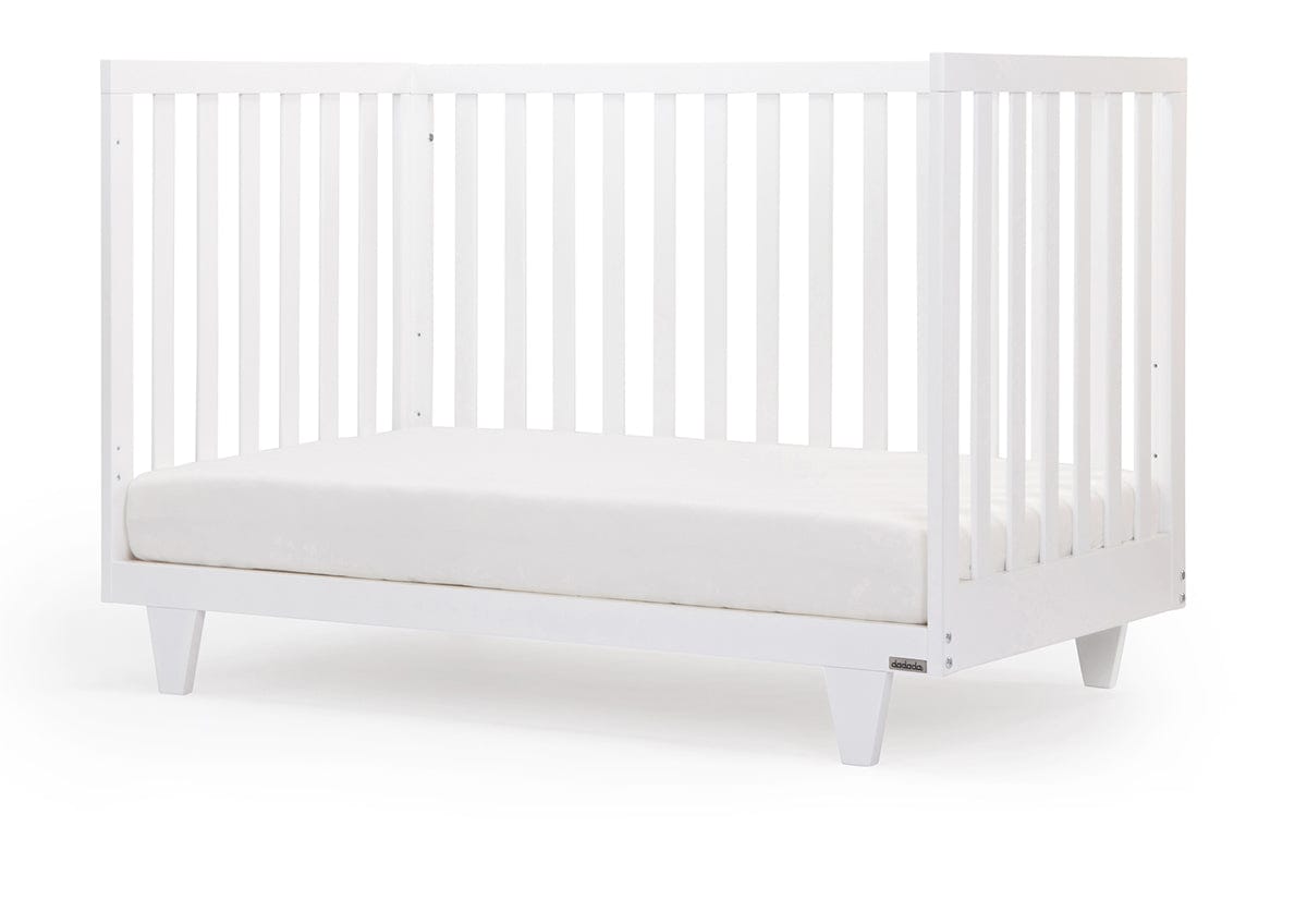 dadada Cambridge 3-in-1 Convertible Crib - White - 12001-DA