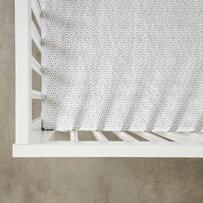 dadada Kenton 3-in-1 Convertible Crib - White / Black - 10941