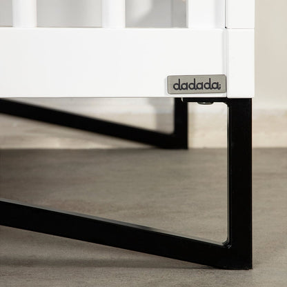 dadada Kenton 3-in-1 Convertible Crib - White / Black - 10941