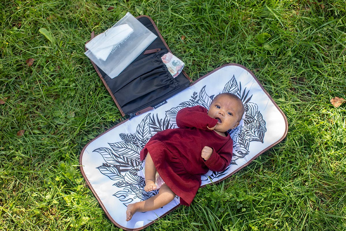 DockATot Clutch Changer - Chic Luxe - 40501-DOCK