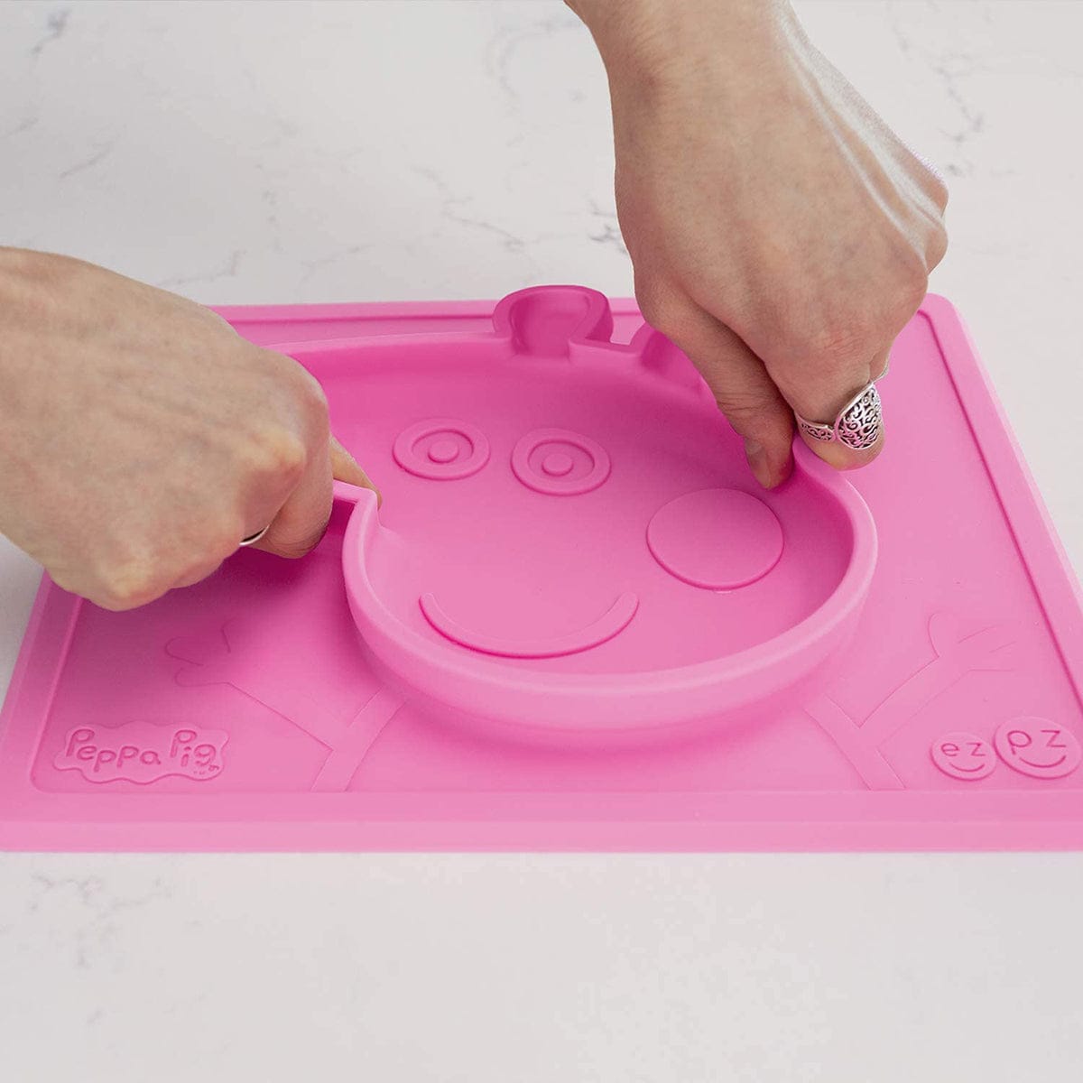 EZPZ Peppa Pig Mat