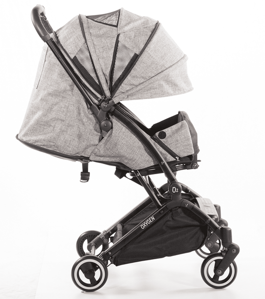 guzzie+Guss Oxygen Compact Stroller - Raven - GG030RA