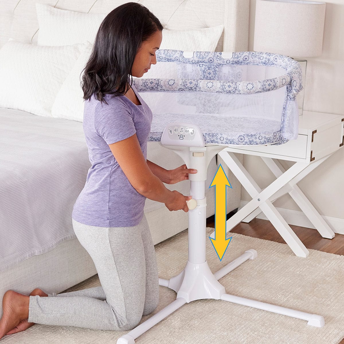 HALO Bassinest Swivel Sleeper Luxe - Medallion - 3851-HALO