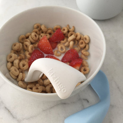 Kizingo Left Handed Toddler Spoon - Milk - 8.67591E+11