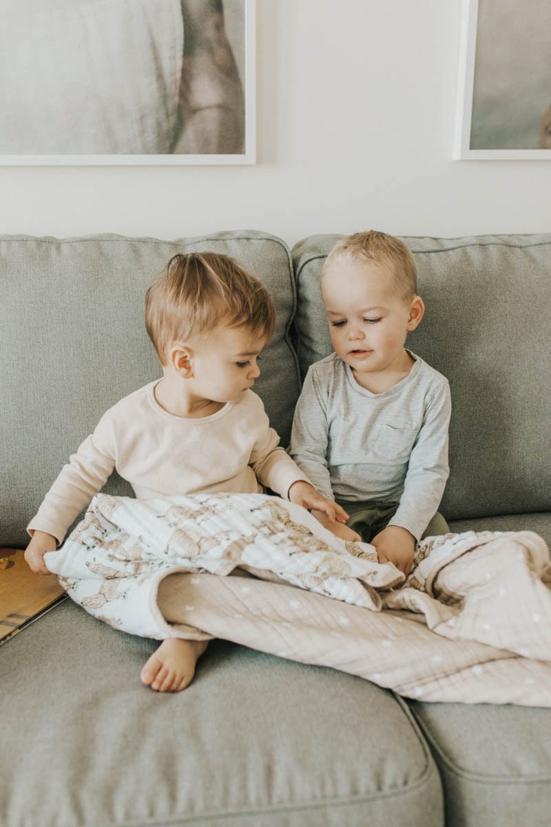 Little Unicorn Cotton Muslin Quilt - Llama Llama - UB0271